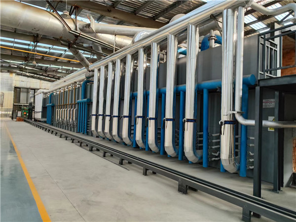 40.24x4板單通道天然氣燒保溫磚雙層全自動(dòng)節(jié)能推板窯(日產(chǎn)保溫磚1.5萬(wàn)塊，能耗25m3/噸)